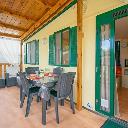 Camping Parco Vacanza Partaccia 2 Hotel Marina di Massa Exterior photo